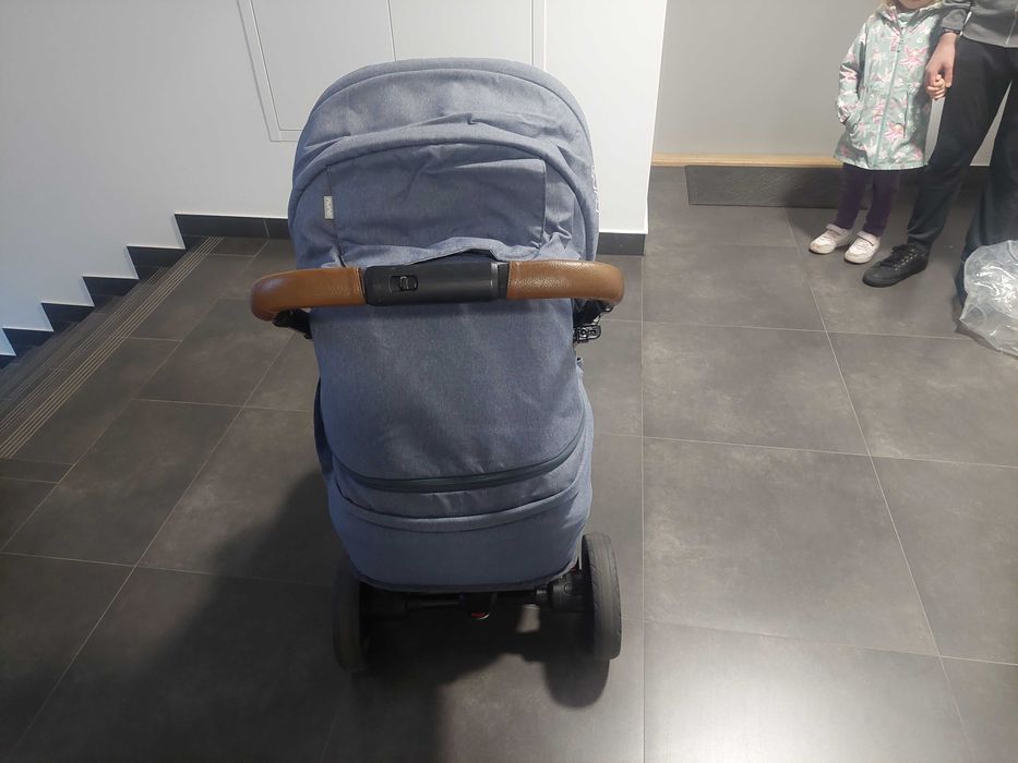 Sprzedam wózek dziecięcy spacerowy Nuna