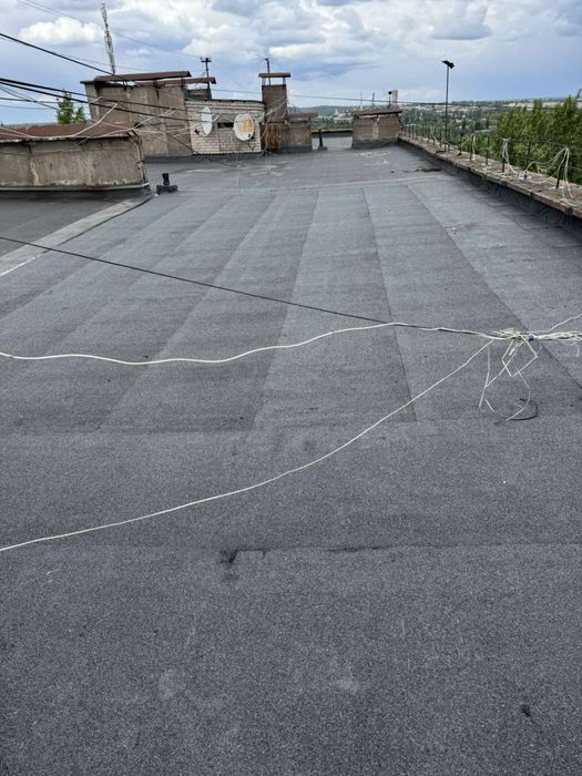Покрівля даху рубероид . Кровля крыш. Частичные ремонты кровли. Рубиро