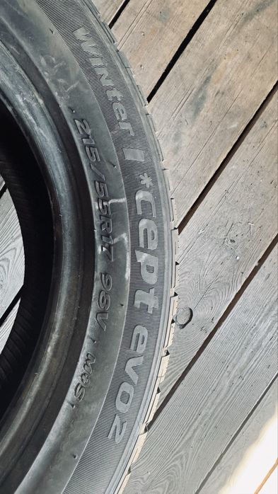 R17 215/55 Hankook WinterICeptEvo2 шини зимові
