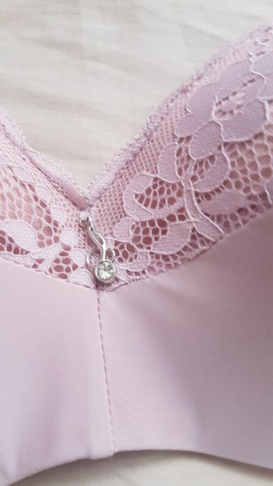 Biustonosz  Han,rozmiar 40