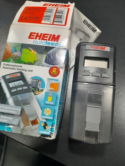 Alimentador automático  para peixes.