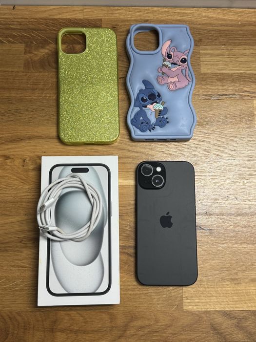 Sprzedam Iphone 15 Black 128 GB 81%