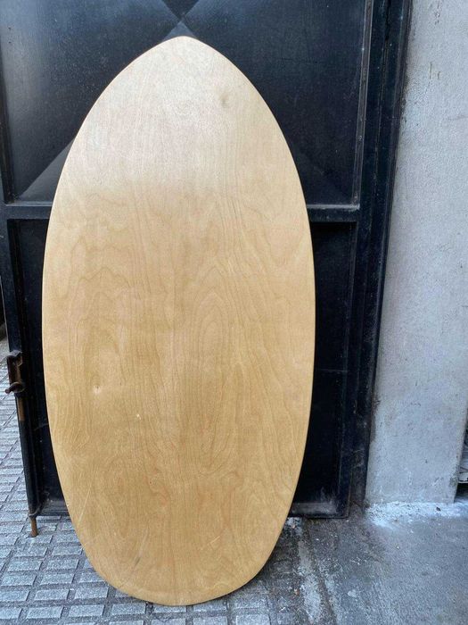 Sandboard sandfish