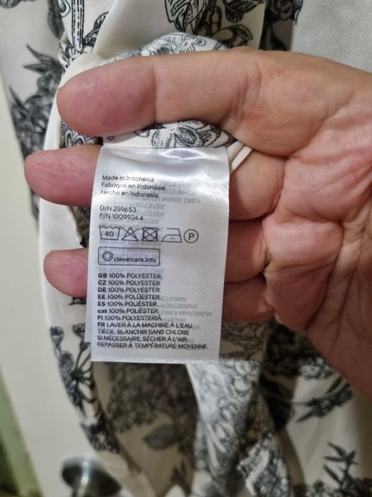 Жіноча блазка рубашечного крою. H&M. Великий размір