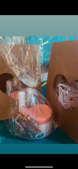 Унікальний подарунковий набір: браслет з каменю , свічка та амулет