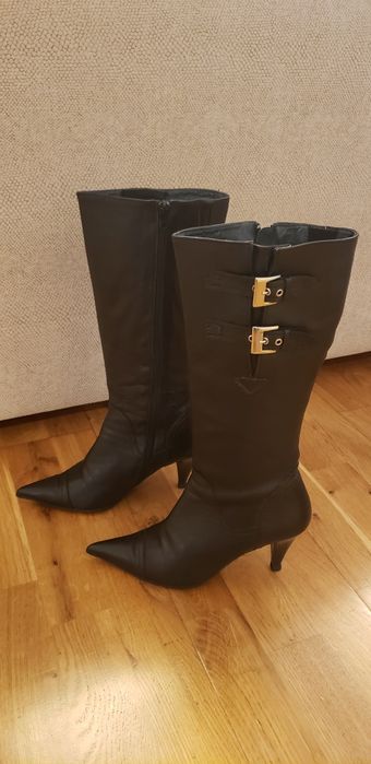 Botas em pele - Bata