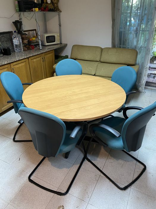 Conjunto de mobília de escritorio/sala de estar (mesa + 5 cadeiras)