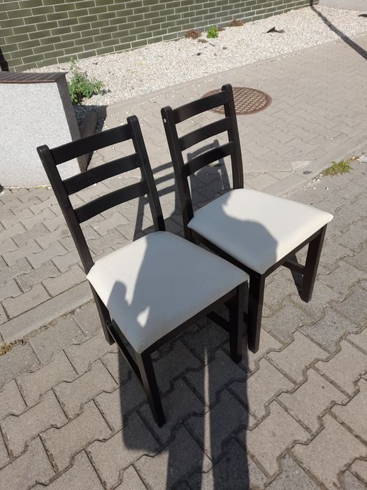 Sprzedam dwa  krzesła