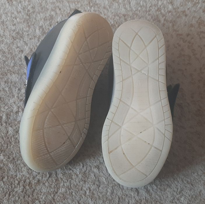 Buty chłopięce adidasy sportowe rzepa świecące granatowe Sonic 26 H&M