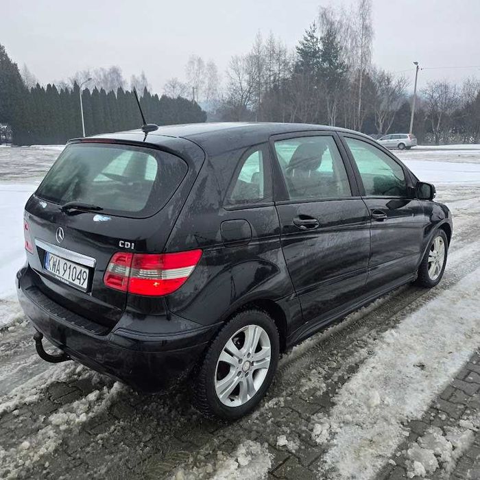 Mercedes W245 B-klasa C180