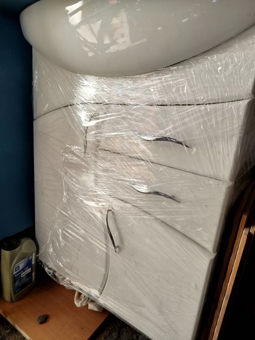 Продаж тумби в ванну