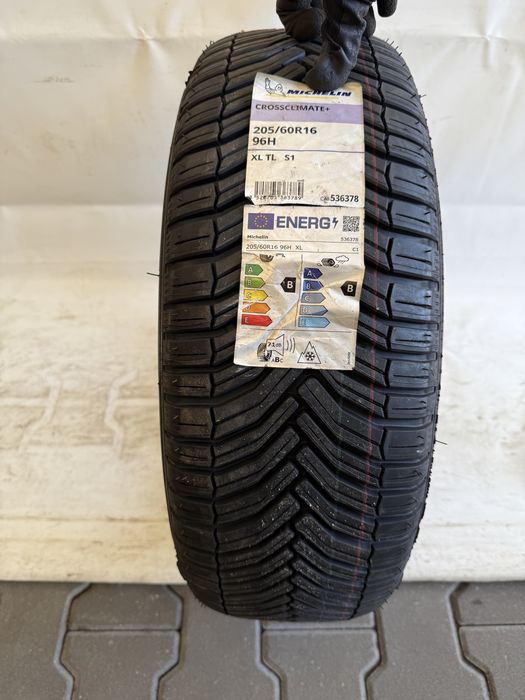 205/60/16 Michelin CrossClimete+ 96H