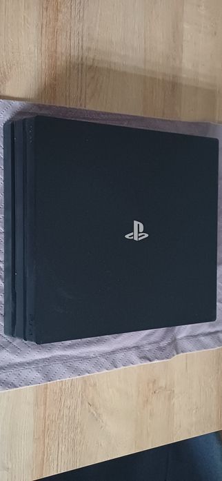 Play Station 4 Pro 1Tb