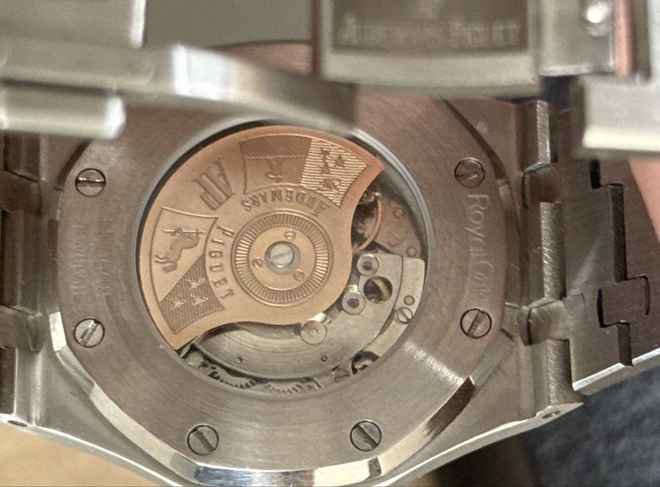 Relogio AP(audemars Piguet) automático em bom estado