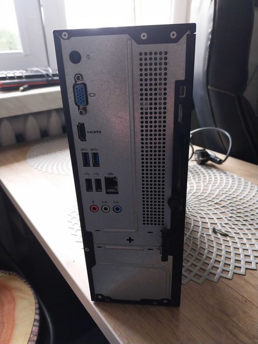 sprzedam komputer monitor