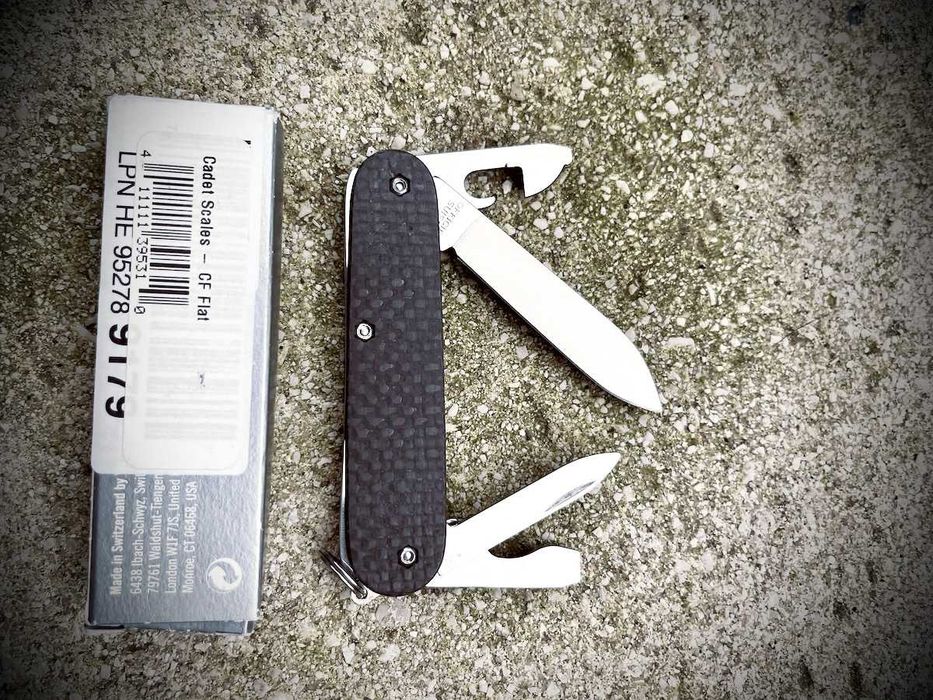 Canivete suiço Victotinox Cadet Flytanium