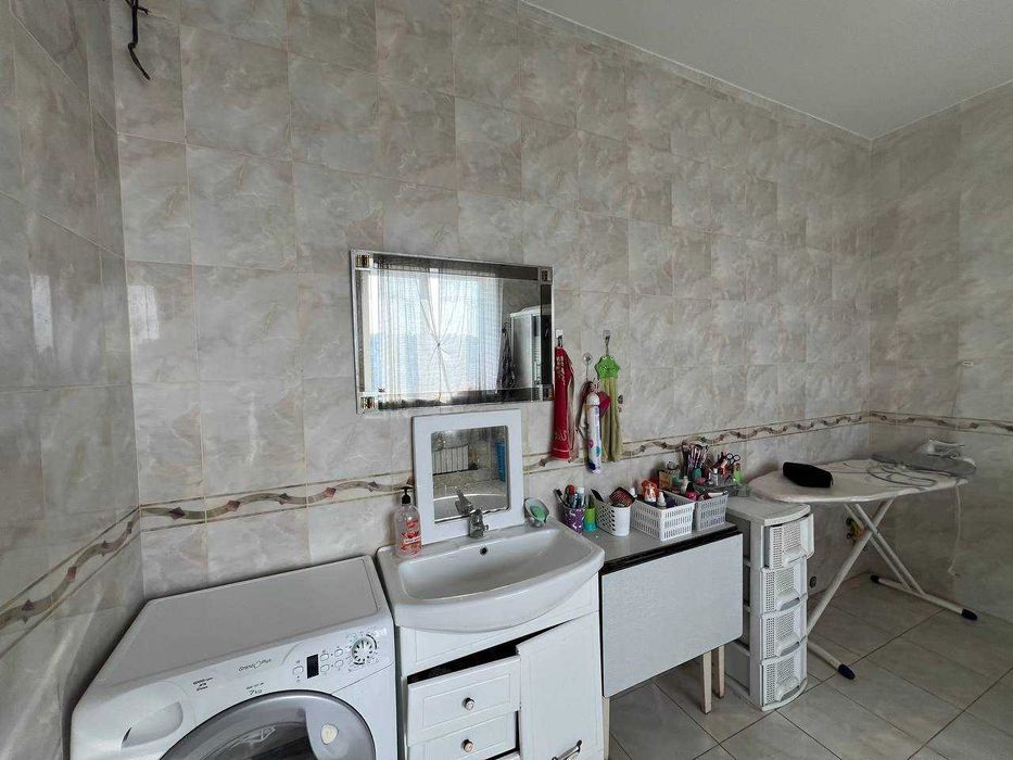 Продаж дачі 5 кімнат 429,8м2 басейн