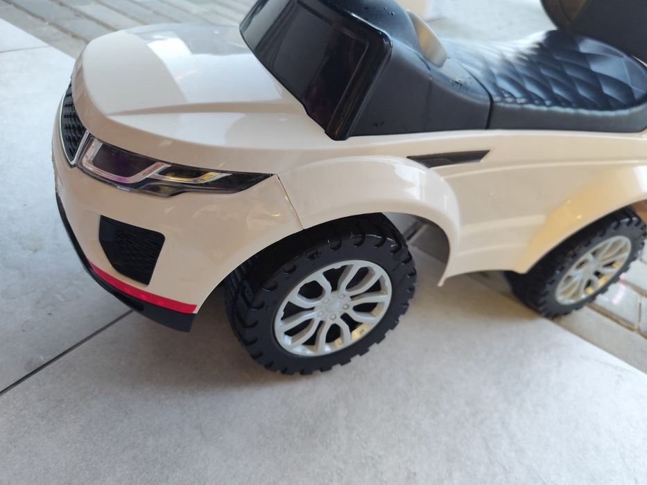 Autko jeździk Land Rover