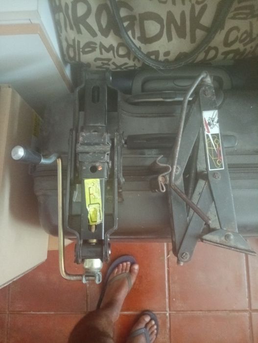 Triângulo e macaco 5 euros