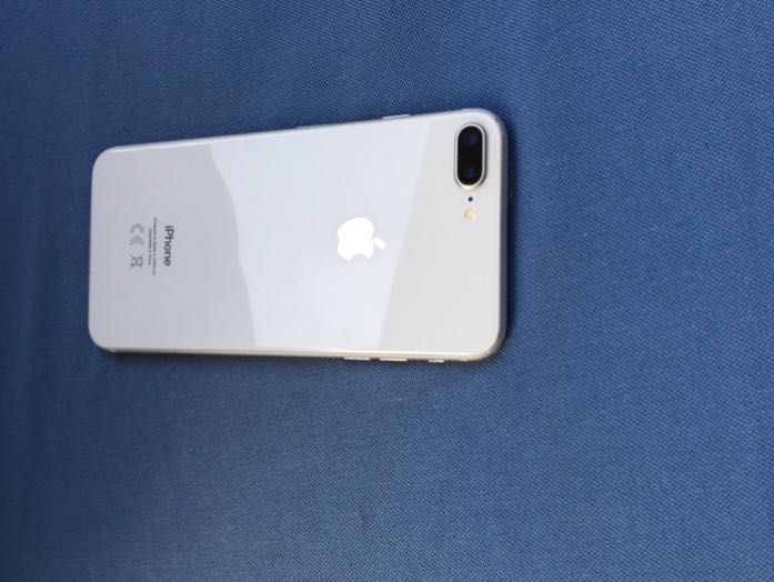Apple iPhone 8 Plus 8+, 100% kondycji, dobry smartfon
