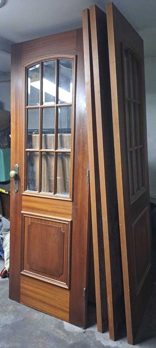 Portas em mogno madeira maciça