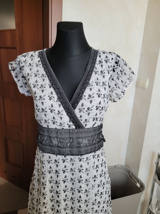 Vero moda sukienka letnia M midi wzor