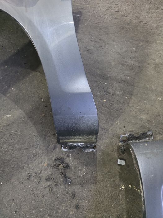 Corsa D Błotnik przód z177