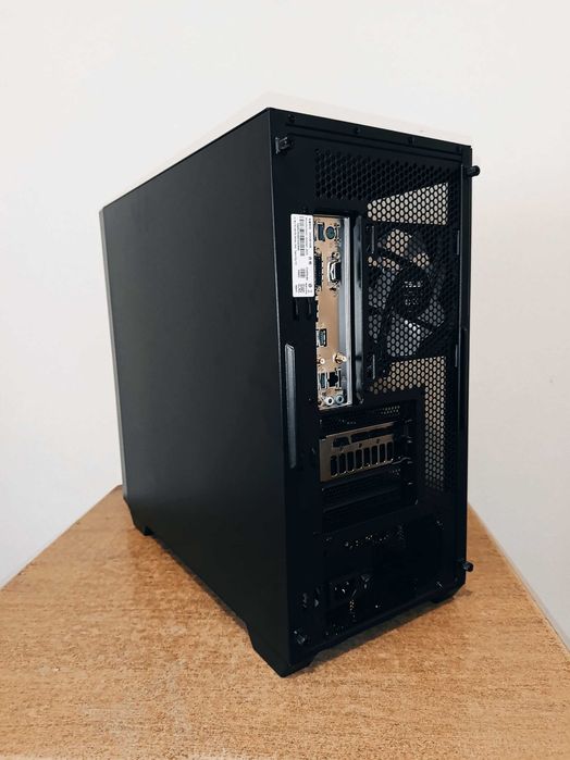 Torre Gaming NOVA