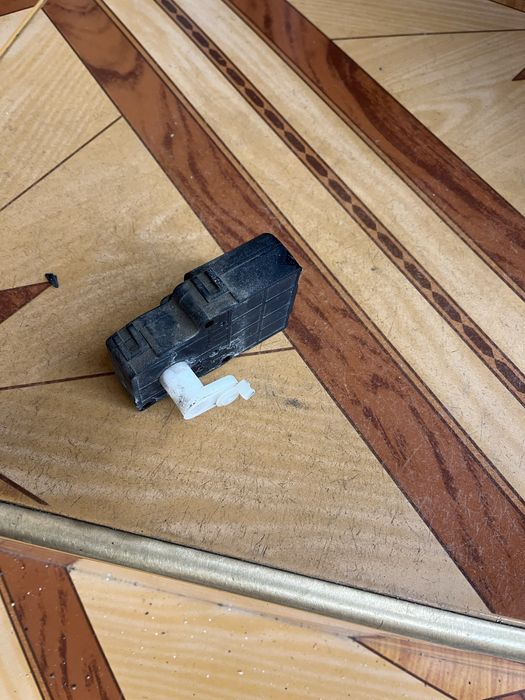 продам маторчик заслонки печки на шеврале лачети