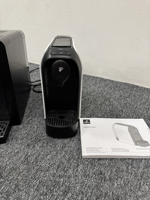 Капсульна кавоварка/кофемашинка