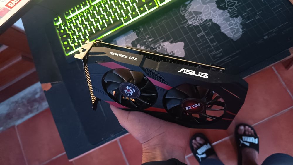 PC Gaming Tempest Phantom com Xeon X99 / 16GB RAM SK Hynix / Fonte 700W 256gb SSD (Sem Gráfica)