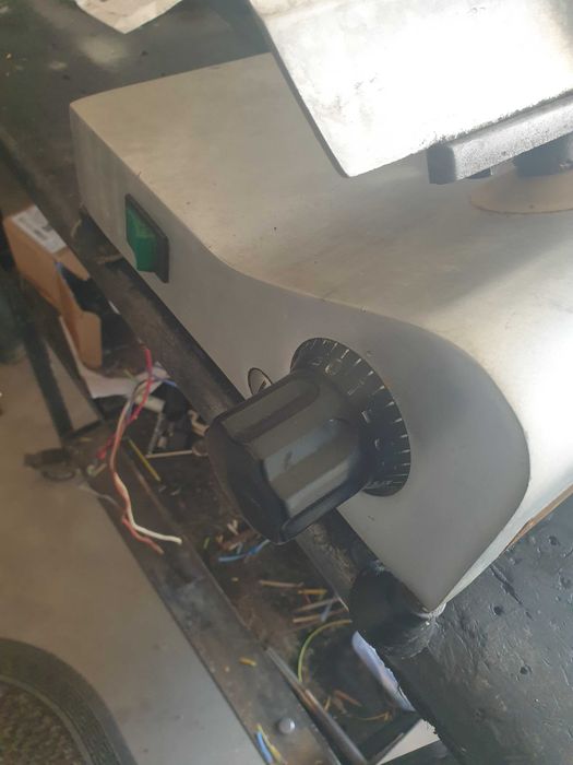 Maquina de cortar fiambre