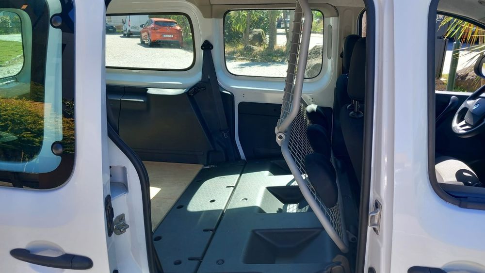 Renault Kangoo Maxi ZE 33KWh 5 lugares