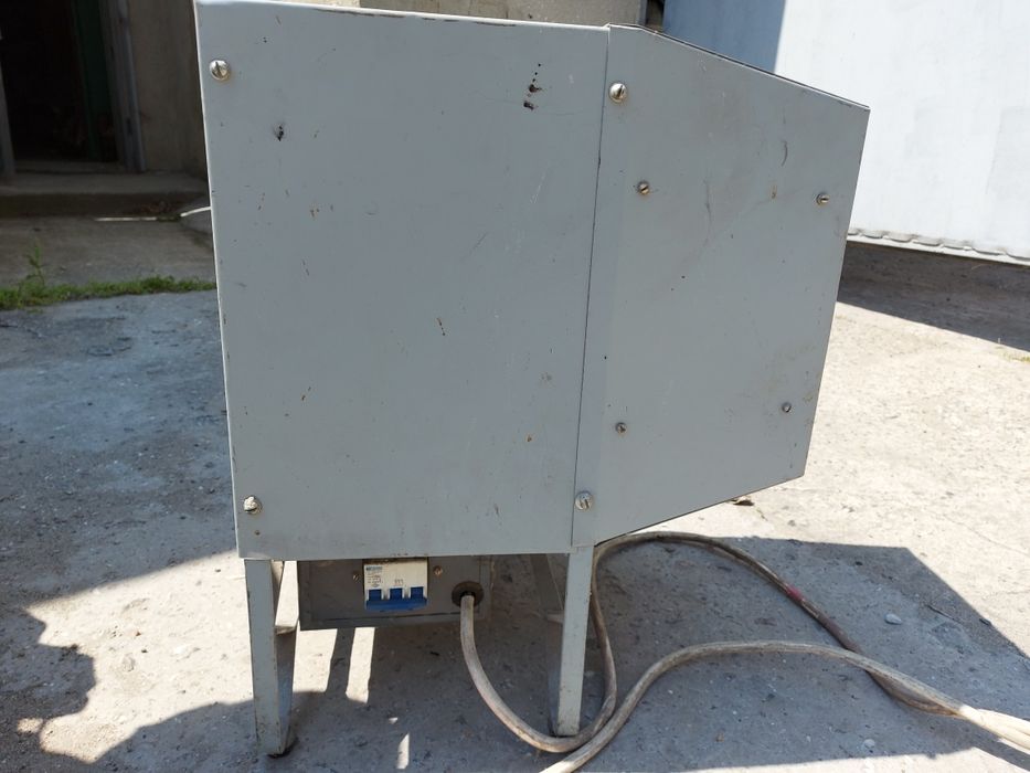 Промышленный тепло обогреватель EMMETI 6-12кВт.