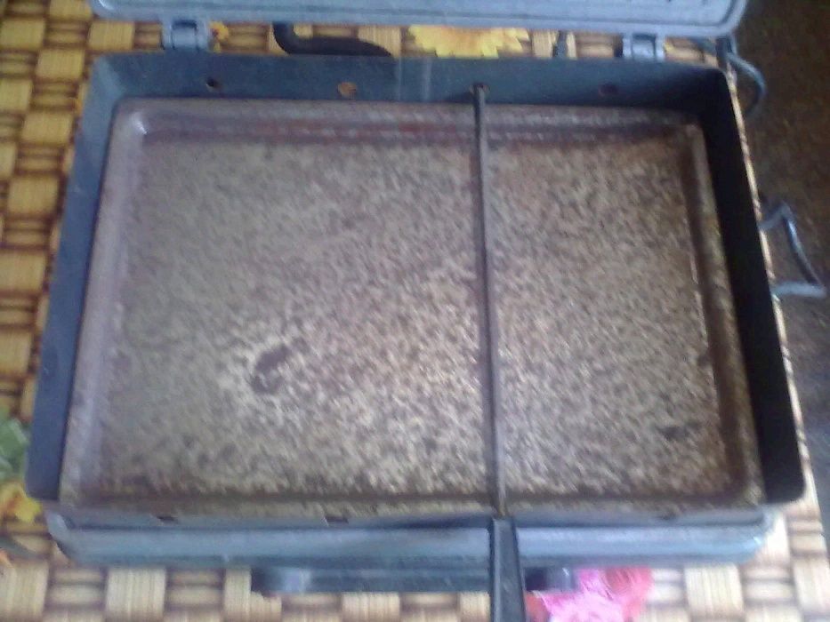 Продам шашличницю.