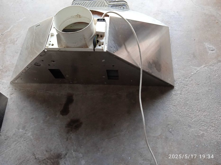 Exaustor Nodor com pouco uso.