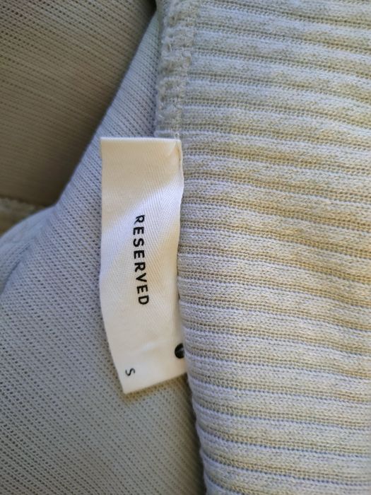 Dlugi kardigan damski koloru oliwowego, bardzo fajne wykonanie i materiał, Polecam, Reserved