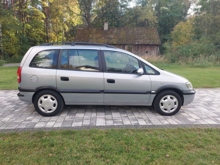 Opel Zafira 1.6 Benz.+ GAZ 7 Osobowa Stan b. dobry