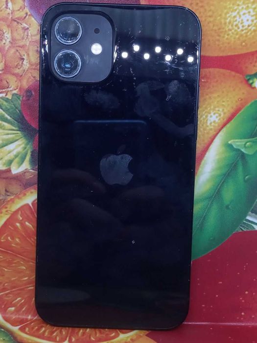 Часть iPhone 12 на запчасти, задняя кришка, камера и другое