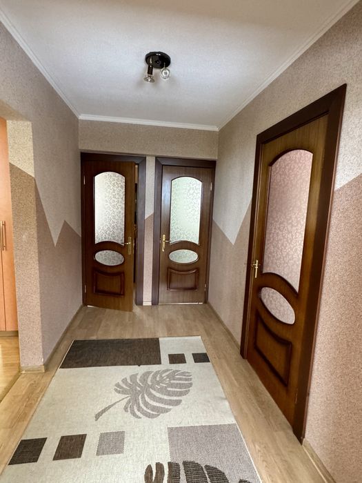 Будинок, 4- кімн, вул. Заставнянська (р-н Фільмобази)