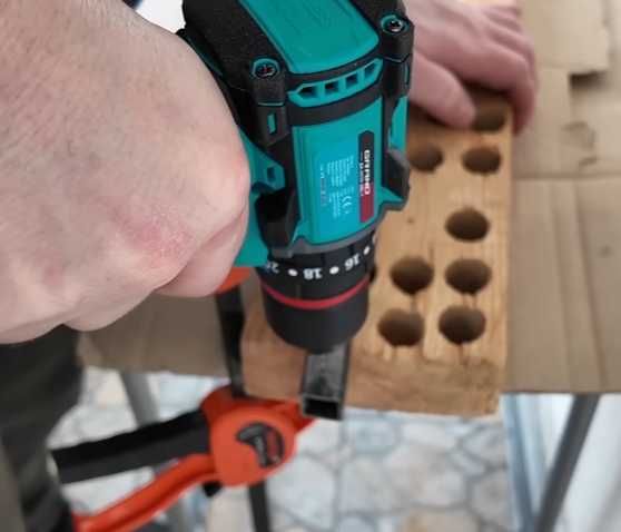 Акумуляторний дриль шуруповерт GRAND 20V 50Н ударний метал патрон 13мм