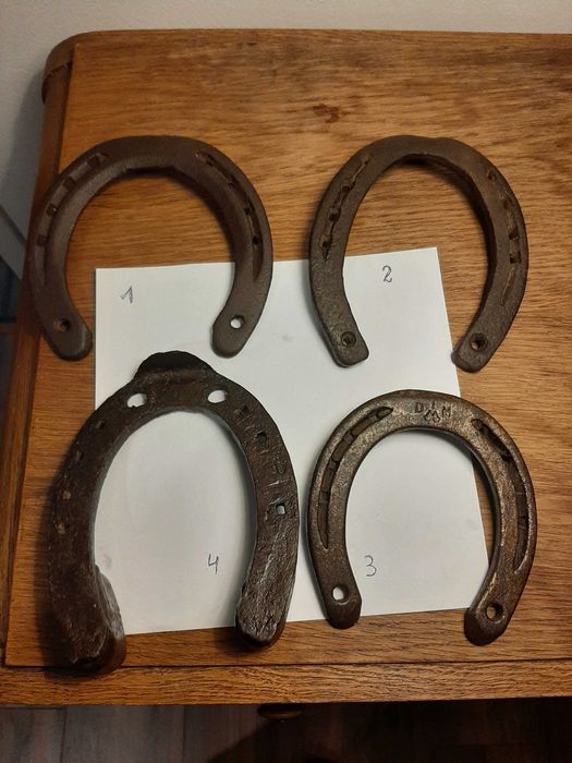 Stara podkowa z PRLu