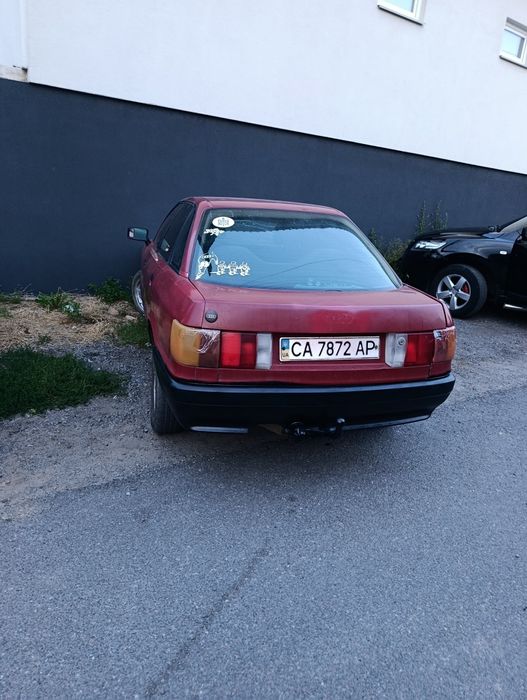 автомобіль Ауді 80