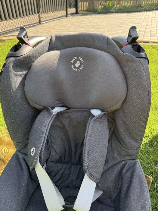 Автокрісло Махі- Cosi Tobi Authentic Graphite 9-18 KI Стан ідеальний