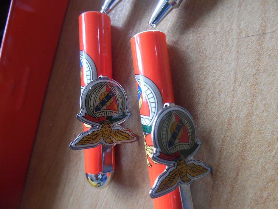 Lote de 2 Canetas Oficiais do Benfica com estojo