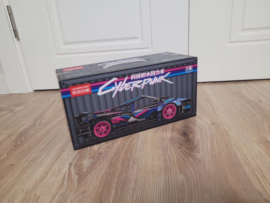 Конструктор, машинка 513 деталей