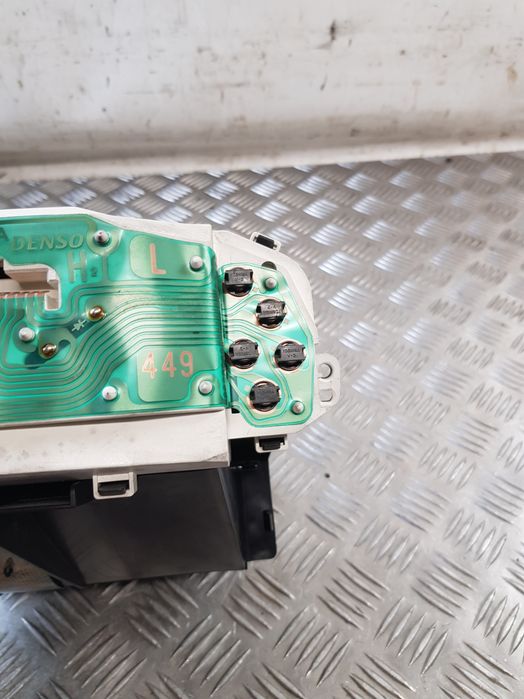Licznik 83800-52640 Toyota Yaris I 1.4 D4D 01R-