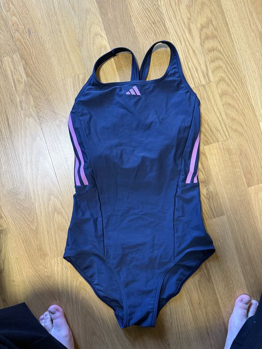 Жіночий суцільний купальник Adidas IM6184 оригінал 40 M