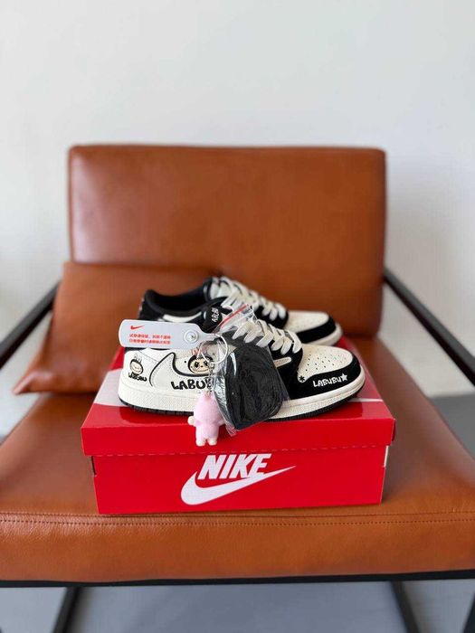 Кросівки Nike Air Jordan 1 low x Travis Scott x Labubu premium