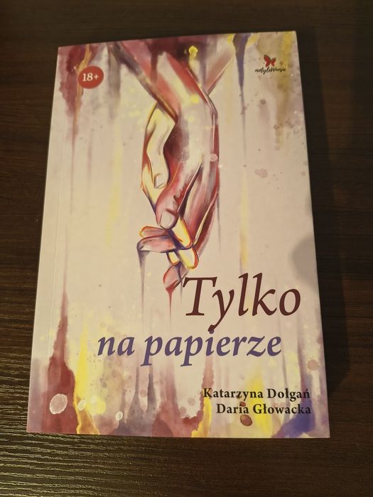 Książka "Tylko na papierze"